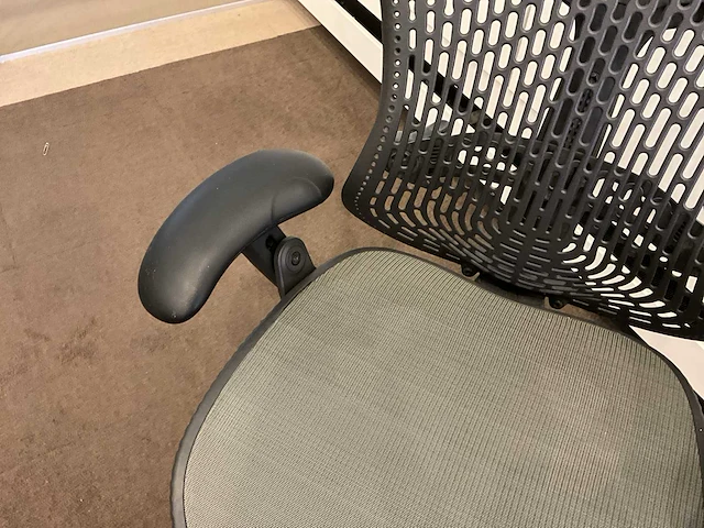 Design bureaustoel herman miller mirra 1 - afbeelding 5 van  7