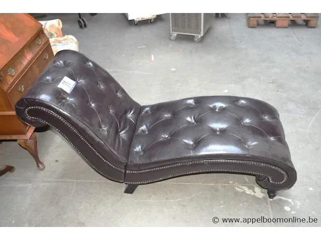 Design chaisse longue, zwarte skai bekleed - afbeelding 2 van  2