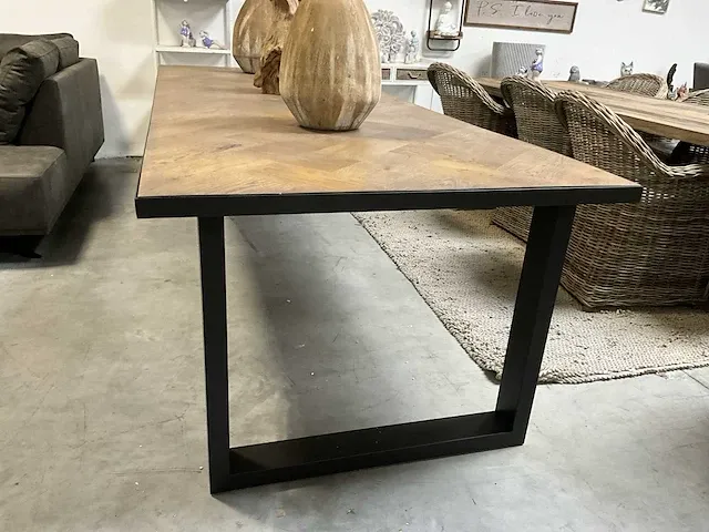 Design eetkamertafel - afbeelding 3 van  8