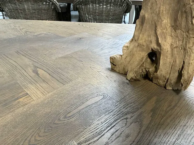 Design eetkamertafel - afbeelding 7 van  8