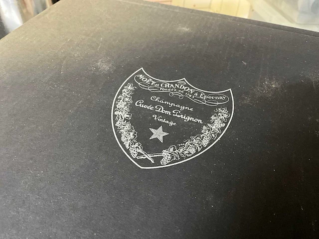 Design ijsemmer dom perignon - martin szkely - afbeelding 2 van  10