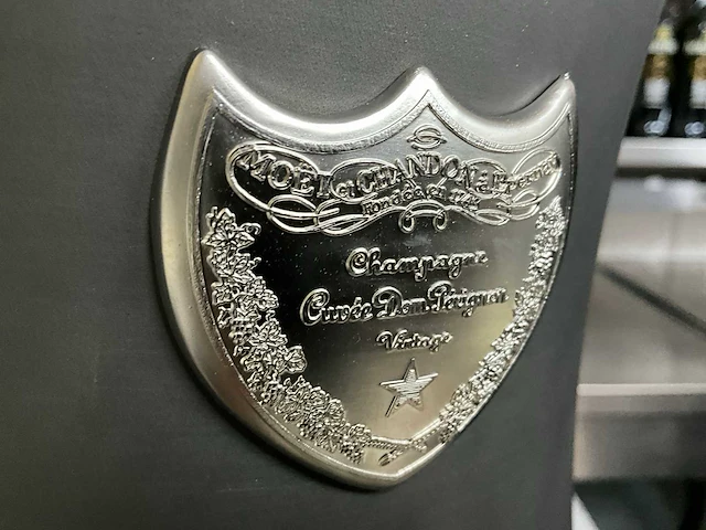 Design ijsemmer dom perignon - martin szkely - afbeelding 9 van  10