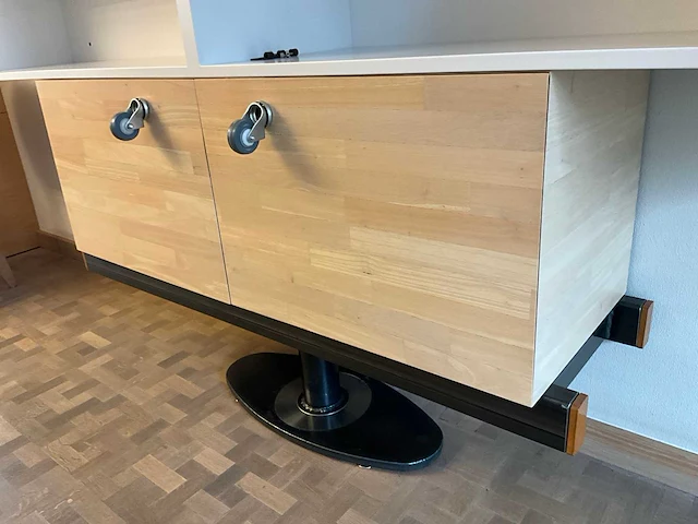 Design kantoormeubilair - afbeelding 18 van  28