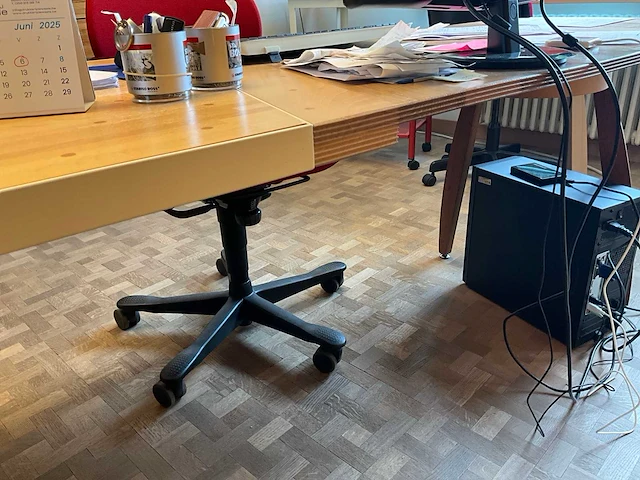 Design kantoormeubilair - afbeelding 26 van  28