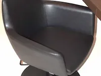 Design kappersstoel greiner, in hoogte verstelbaar, zwarte skai bekleed - afbeelding 1 van  1