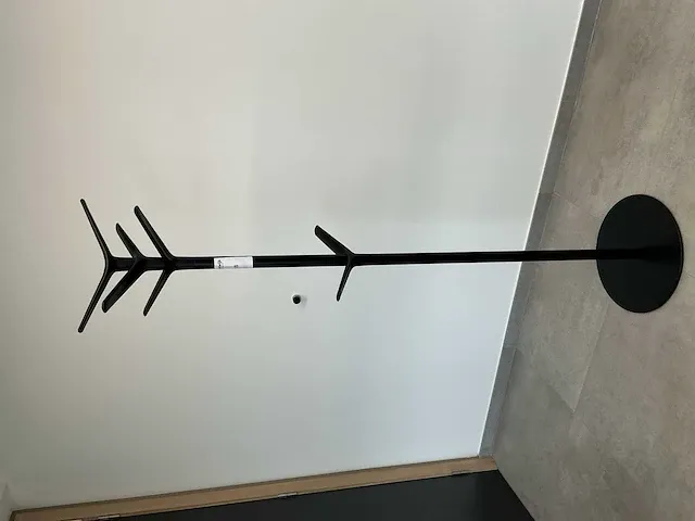 Design kapstok - afbeelding 3 van  3