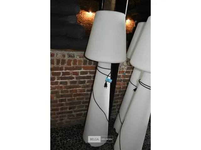 Design lamp wit h163. - afbeelding 1 van  1