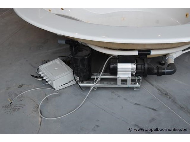 Design massagebad dia 210 - afbeelding 3 van  5