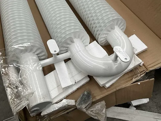 Design ribbenbuis-radiator jaga drl - afbeelding 2 van  6