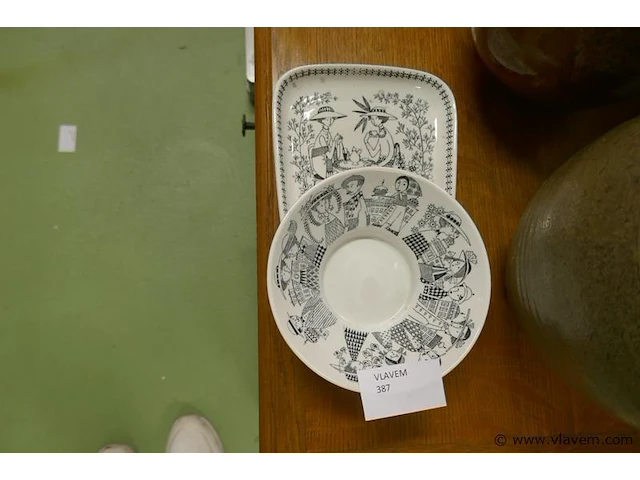 Design schaaltje met soeppot - afbeelding 1 van  2