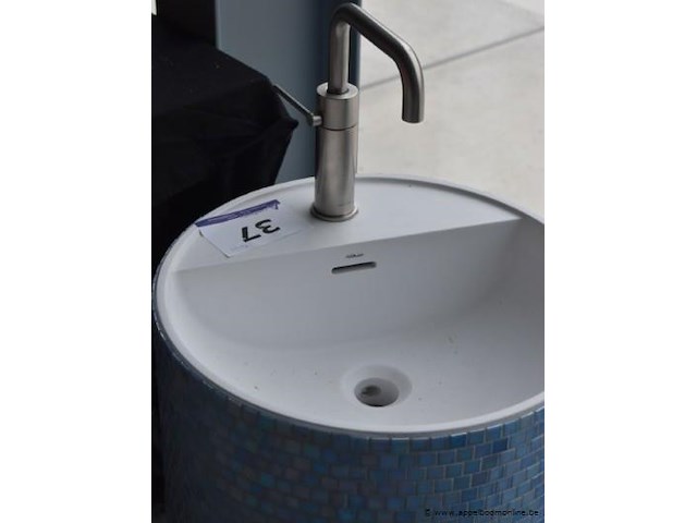 Design staande wasbak aqua vv kraan dia 44 - afbeelding 2 van  3