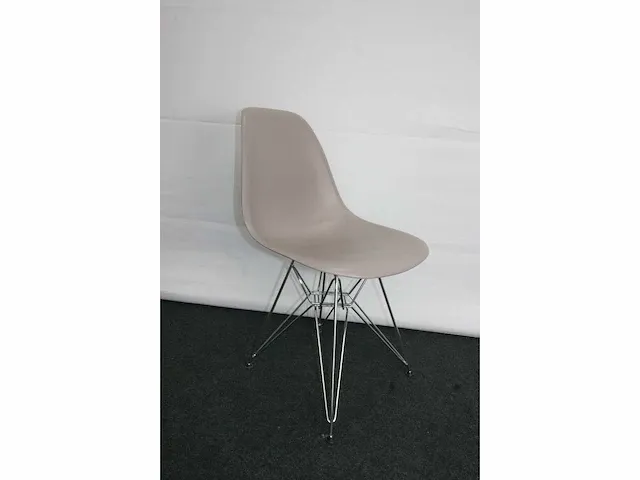 Design stoel vitra eames dsr - afbeelding 3 van  5