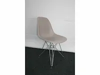 Design stoel vitra eames dsr - afbeelding 3 van  5