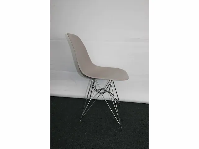 Design stoel vitra eames dsr - afbeelding 4 van  5
