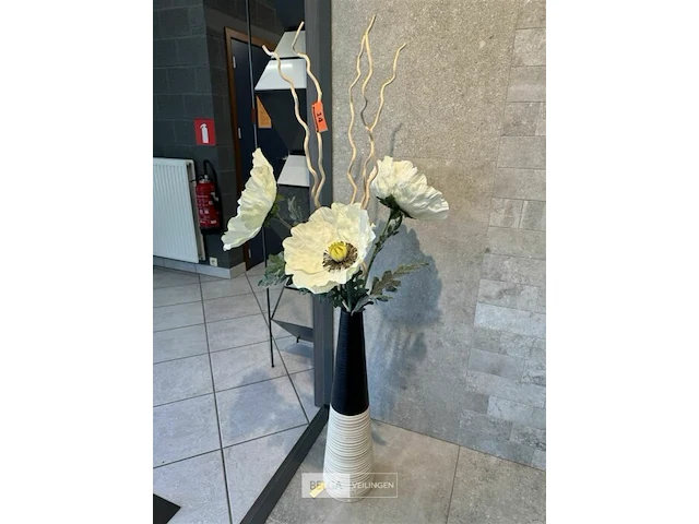 Design vaas met kunstbloemen h 80cm - afbeelding 3 van  4