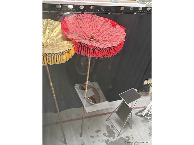 Design zonnescherm - rode kleur - afbeelding 6 van  6