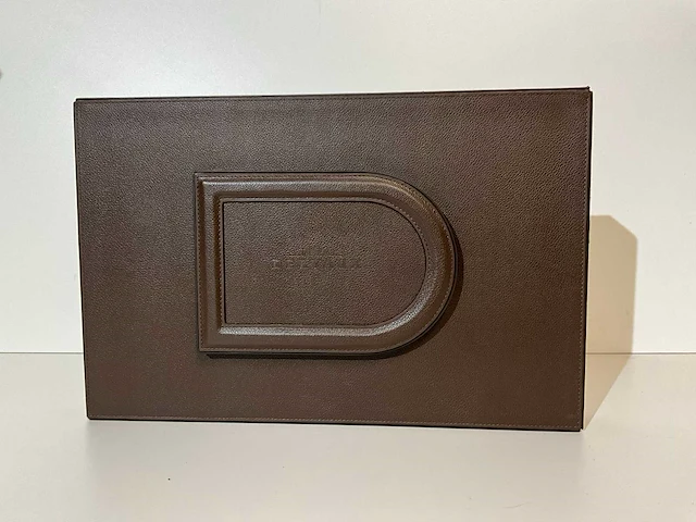 Designdisplay delvaux - afbeelding 2 van  4