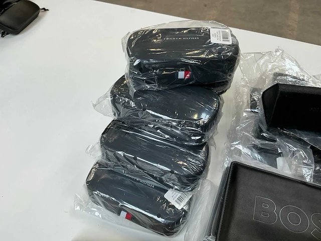 Designer brillendozen & -hoesjes (40x) - afbeelding 9 van  9