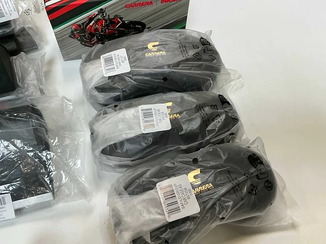 Designer brillendozen & -hoesjes (50x) - afbeelding 12 van  12