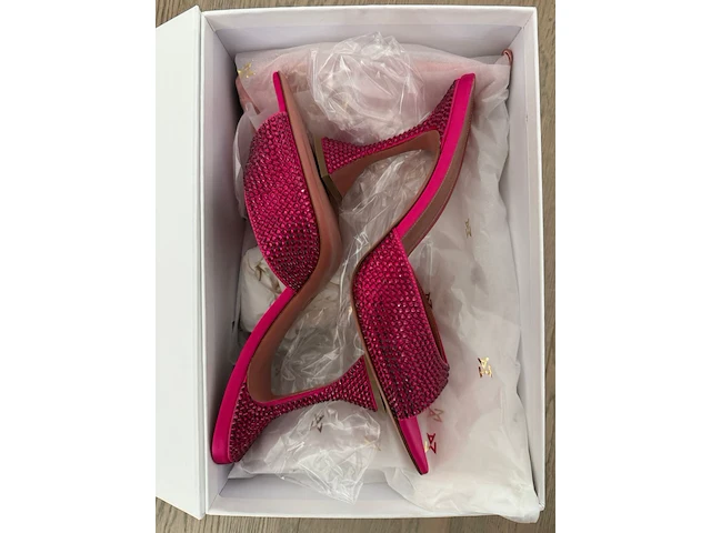 Designer schoenen amina muaddi - afbeelding 4 van  8
