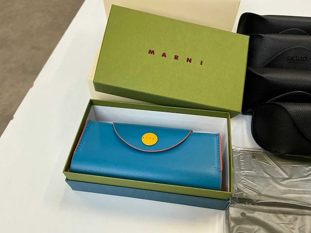 Designer zonnebril (13x) - afbeelding 3 van  16