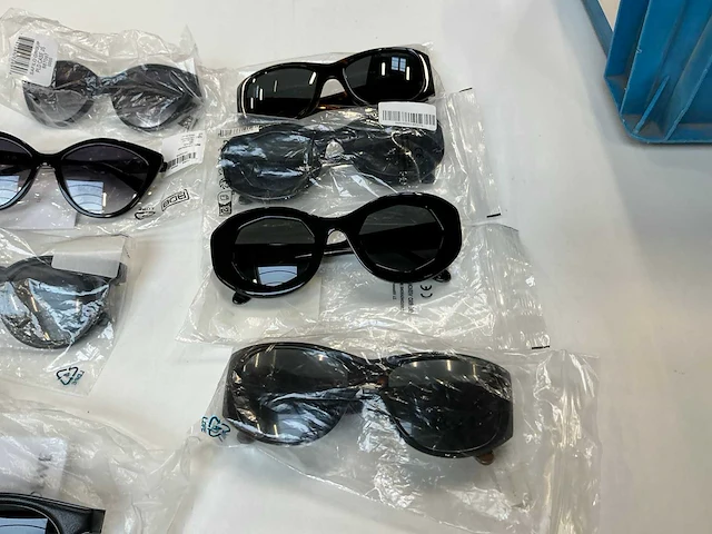 Designer zonnebril (13x) - afbeelding 15 van  16