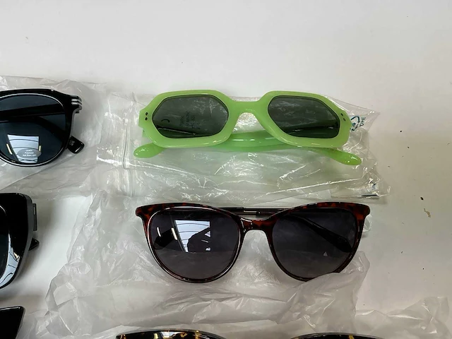 Designer zonnebril (8x) - afbeelding 8 van  12