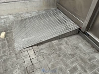 Desinfecteer/reinigingsmachine voor karren lapauw - afbeelding 9 van  9