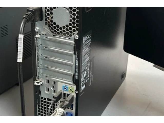 Desktop hp met toebehoren - afbeelding 6 van  7