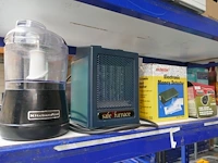 Desktop switch ( nieuw ) + rookmachines + diverse items - afbeelding 4 van  4
