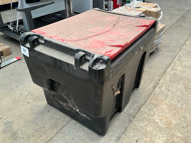 Deso 430l brandstoftank - afbeelding 8 van  8