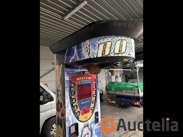 Deuk van fist fairground merk en model onbekend - afbeelding 7 van  8