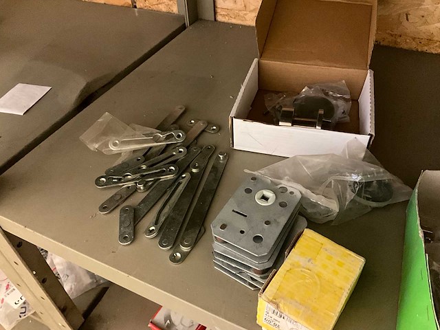 Deur sloten - afbeelding 2 van  6