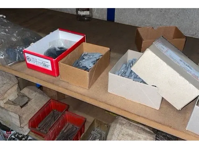Deurbeslag, vastzetgerief, materiaal - afbeelding 4 van  5