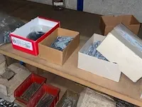 Deurbeslag, vastzetgerief, materiaal - afbeelding 4 van  5