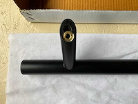Deurgreep rvs zwart gecoat 500mm met schuine voeten - afbeelding 6 van  8