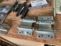 Deursloten en scharnieren - afbeelding 2 van  12