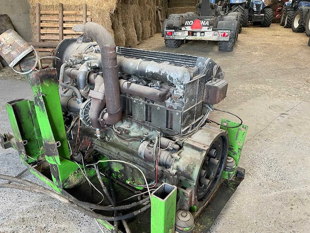 Deutz - 6 cilinder - onderdeel - afbeelding 1 van  7
