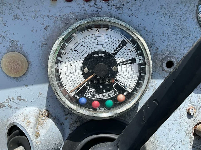 Deutz d4006 oldtimer tractor - afbeelding 5 van  19