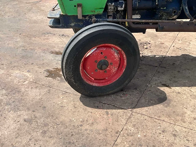 Deutz d4006 oldtimer tractor - afbeelding 16 van  19