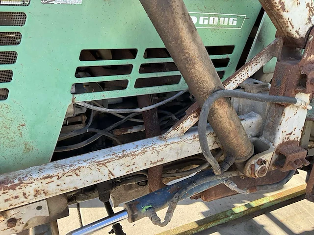 Deutz d6006 tweewielaangedreven landbouwtractor - afbeelding 2 van  16