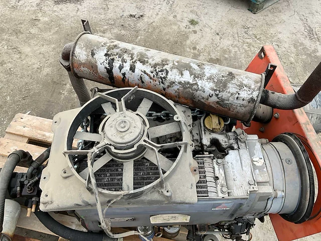 Deutz f4l1011 dieselmotor - afbeelding 2 van  16