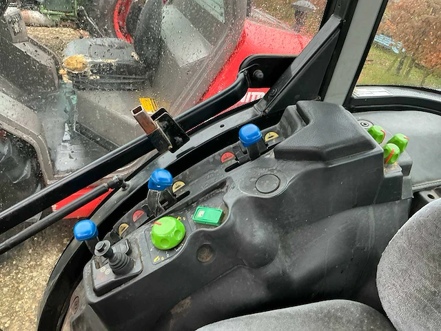 Deutz-fahr agroplus 100s tractor - afbeelding 2 van  13
