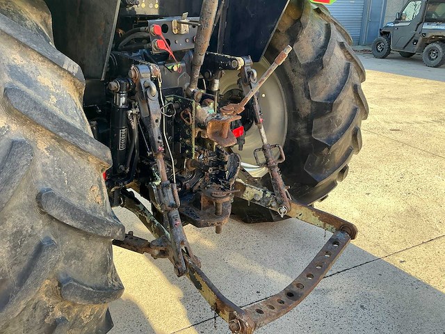 Deutz-fahr dx6.06 vierwielaangedreven landbouwtractor - afbeelding 5 van  21