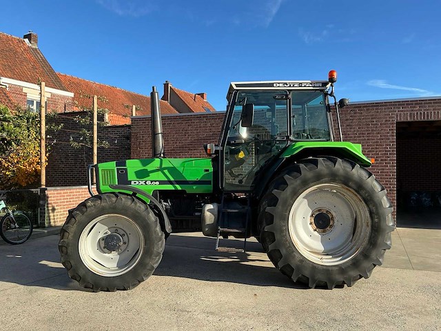 Deutz-fahr dx6.06 vierwielaangedreven landbouwtractor - afbeelding 12 van  21