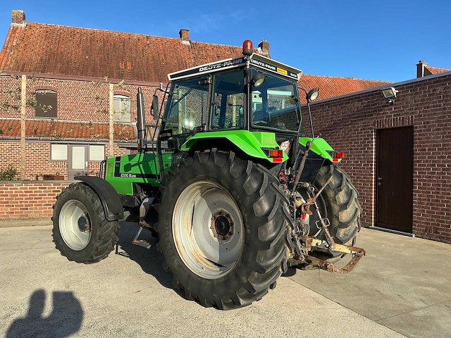 Deutz-fahr dx6.06 vierwielaangedreven landbouwtractor - afbeelding 15 van  21