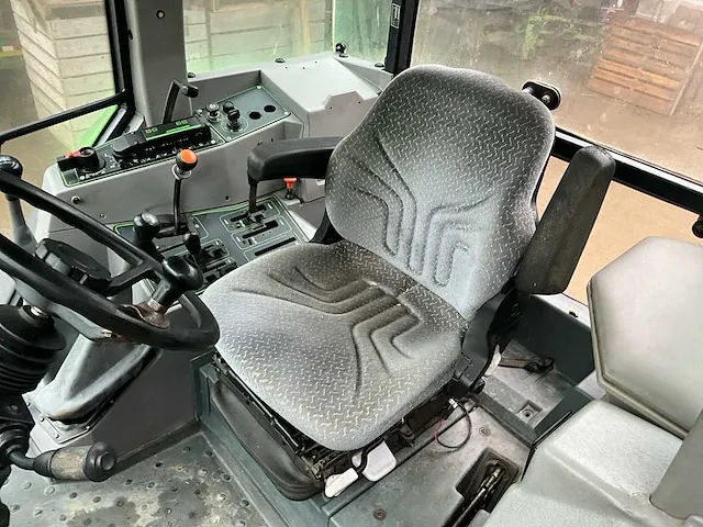 Deutz-fahr dx6.31se vierwielaangedreven landbouwtractor - afbeelding 10 van  27