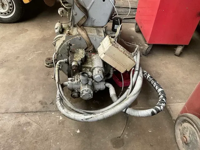 Deutz motor betonmixer - afbeelding 3 van  6
