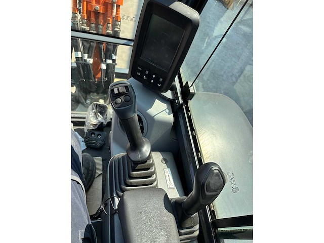 Develon - 2024 - dx27z-7 - minigraafmachine - afbeelding 4 van  26