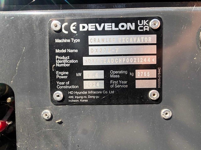 Develon - 2024 - dx27z-7 - minigraafmachine - afbeelding 15 van  26